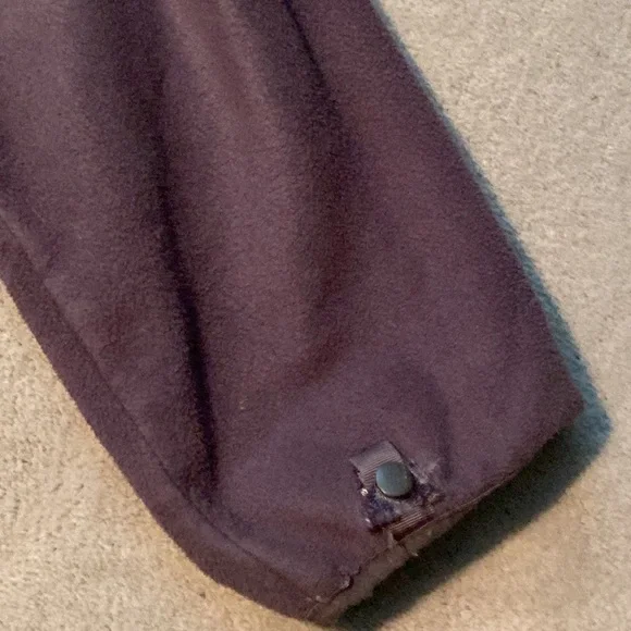 North Face Boy’s Fleece Jacket | Color: Dark Gray | Size: Boy’s XL - Picture 6 of 6